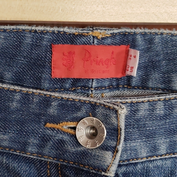 Pringle of Scotland jeans, size 6 - Picture 2 of 4